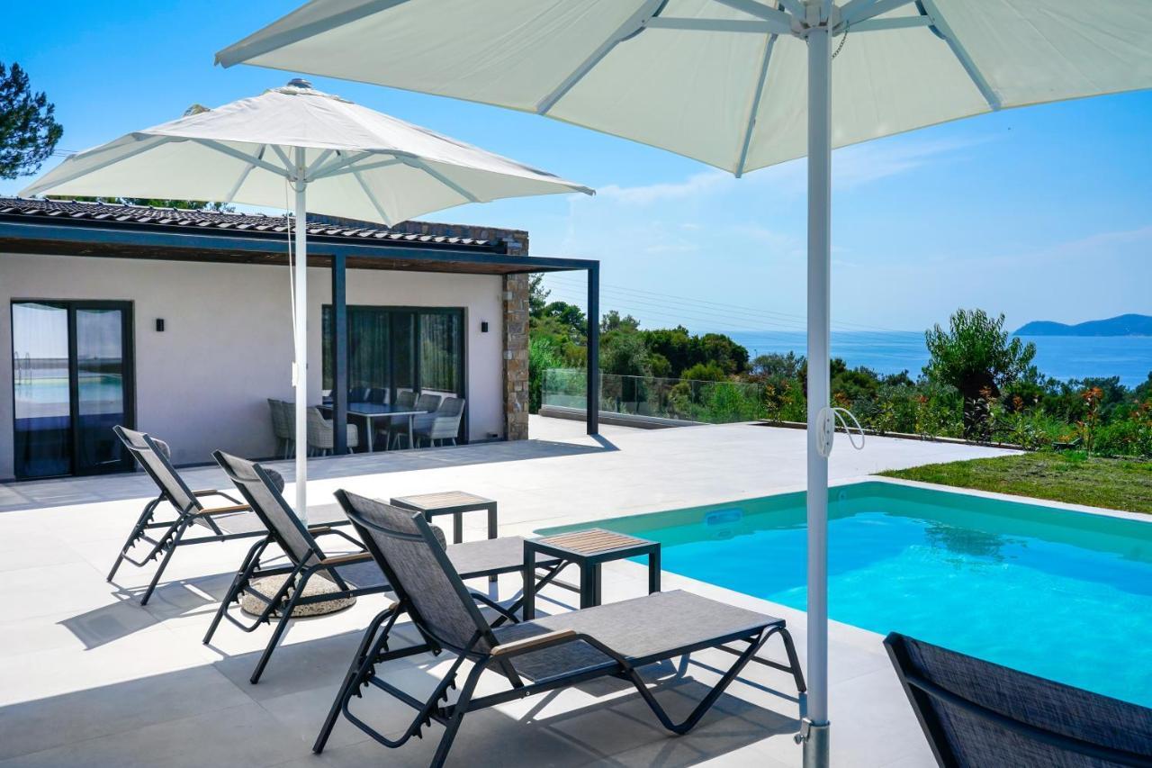 Videre Luxury Suites Potos Exterior photo